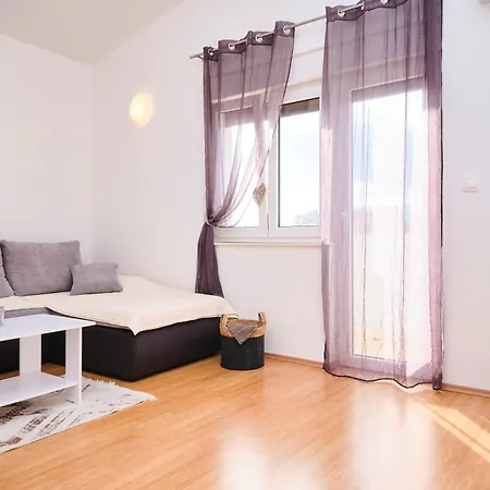 By Litto 스플리트